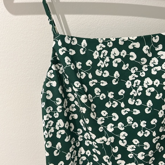 Green printed dress - Picture 2 of 2